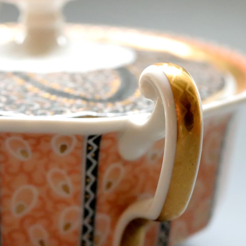 2024年9月発売開始】オリエンタルなスープ器（蓋付き）：ロイヤル