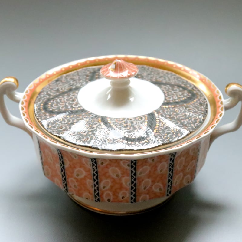 2024年9月発売開始】オリエンタルなスープ器（蓋付き）：ロイヤル