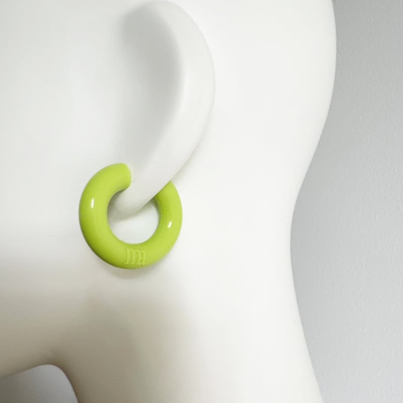 miniature Gum earring Greige, Grey, Apple gree