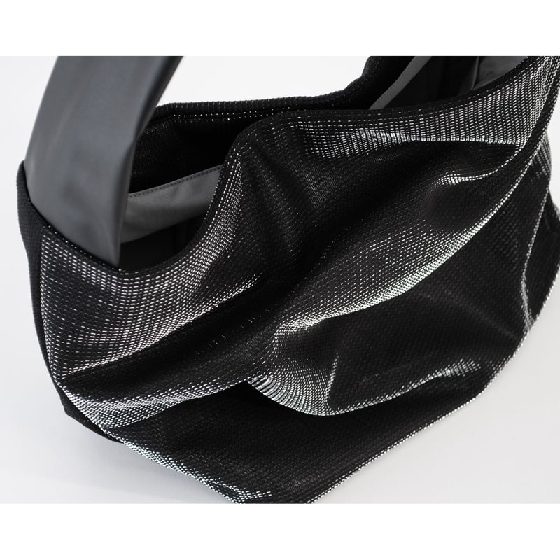 trico C0MME des GARSONS 牛革エナメルバッグ Tack Bag Mesh BC, Black Arrow, TRICO Black #1
