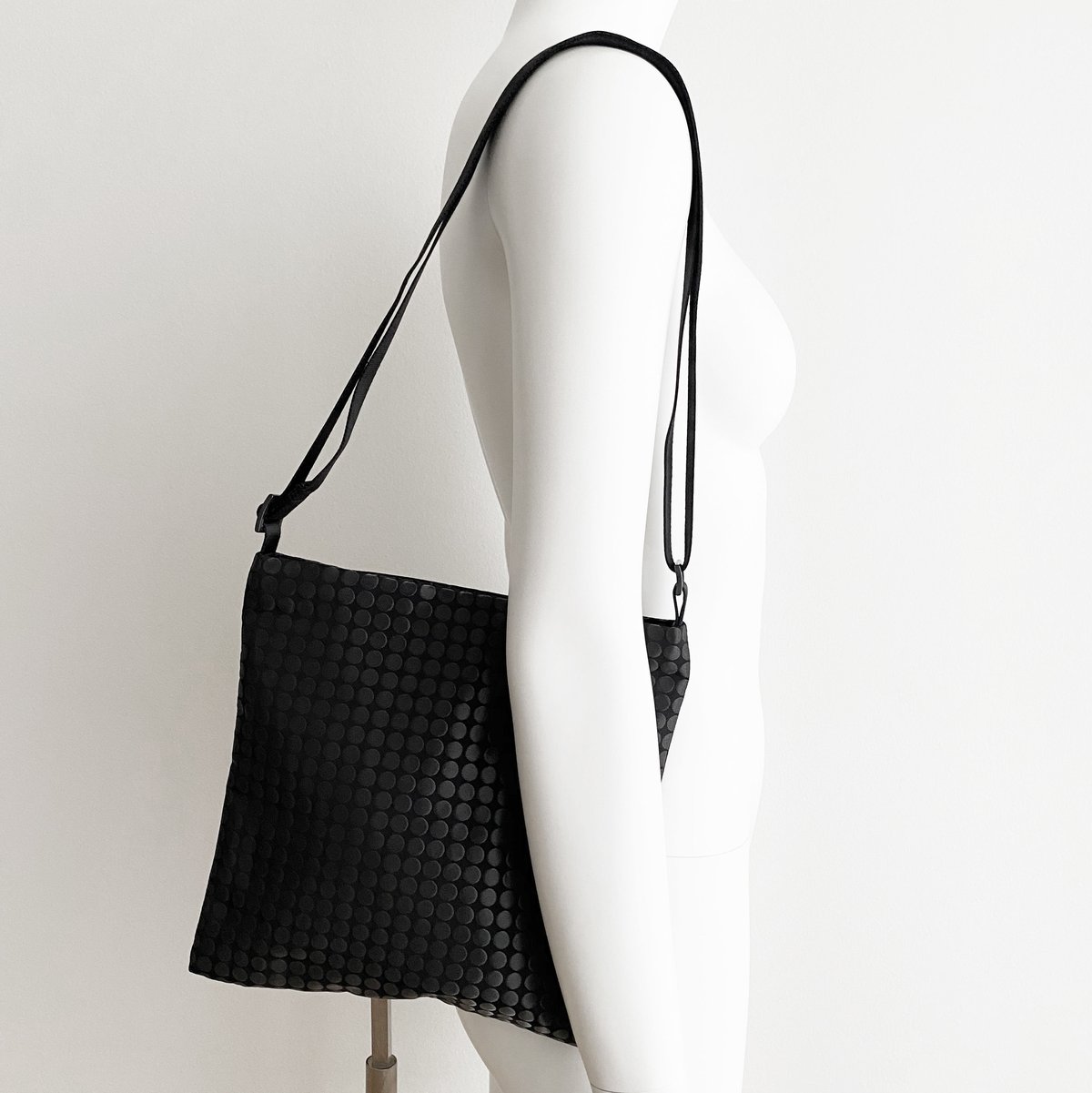 Pochette DOT #1158DT | acrylic 