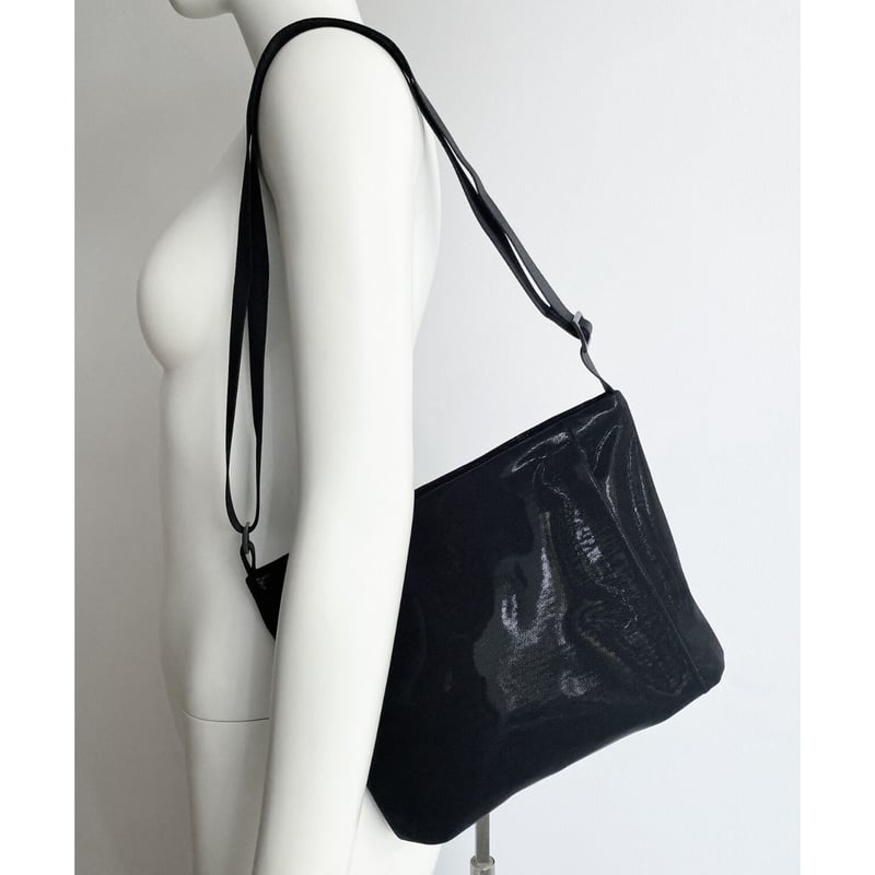 Pochette DEEP Swimming mesh, DOT Black, LINE B
