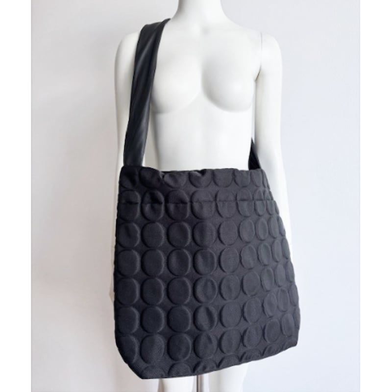 Pocket Bag 2way L DOT Emboss 2 Black, Swimming
