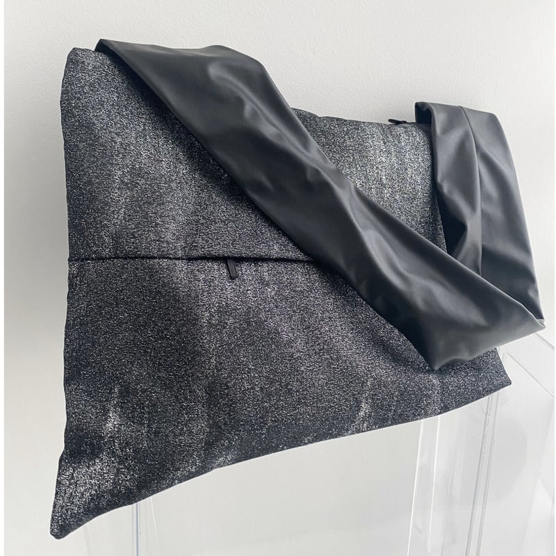 黒×シルバーの荒々しいストリート風テクスチャーアート 2枚組 F3 Tack Body Bag SABILAME, Geometry #1269SA, GE