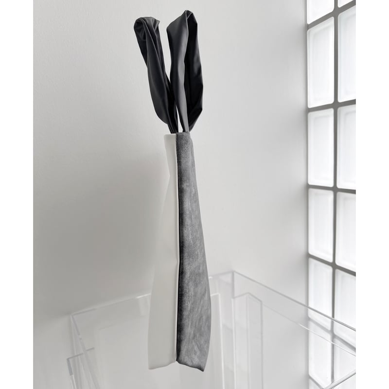 ton　 ２点おまとめ TOTE 2 TONE 2 DOT Black, White, Silver' #1289