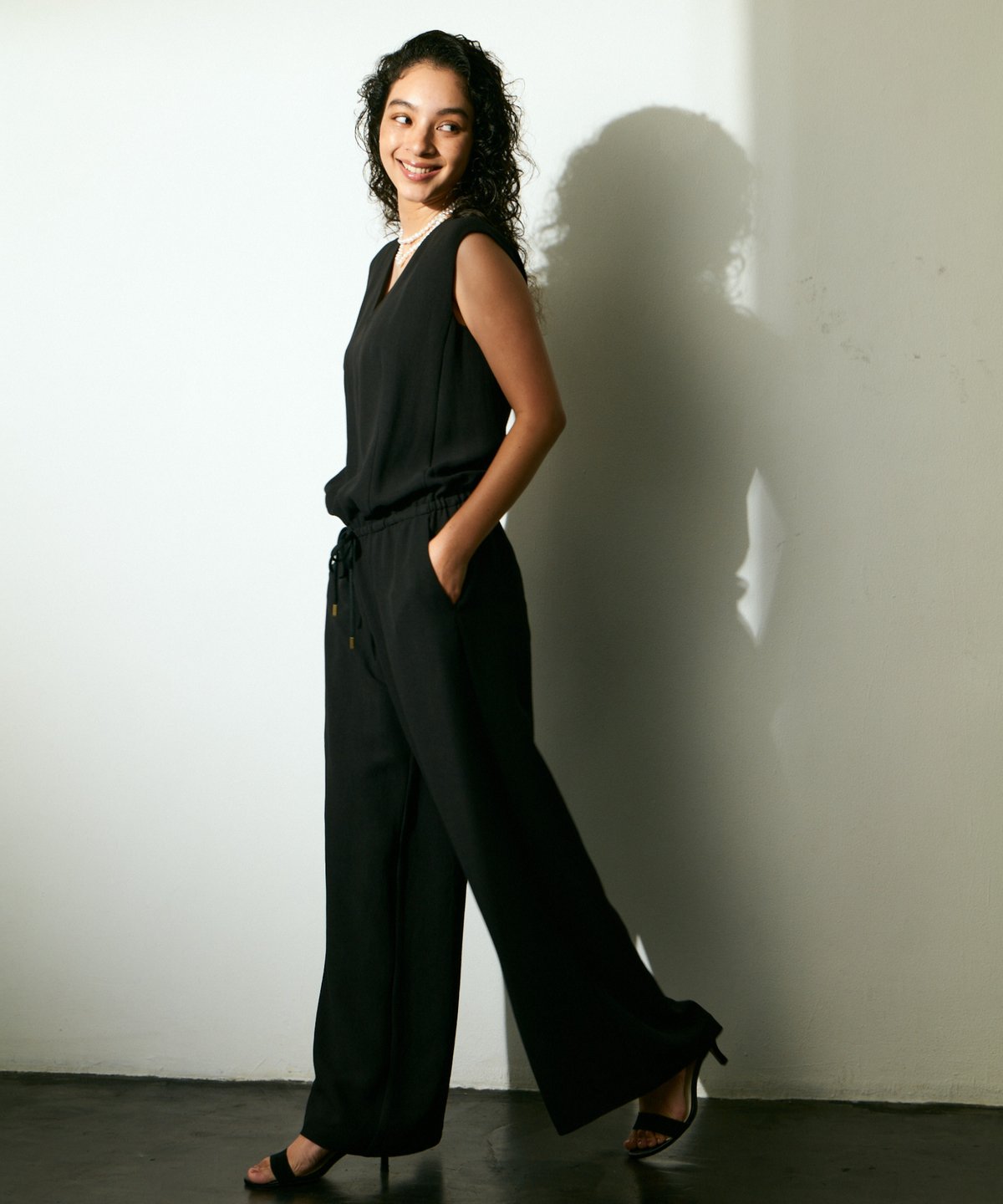 新品未使用 vneck wide combinaison オールインワン anuke SALE50%OFF アンヌーク 2025SpringSummer ワンピース