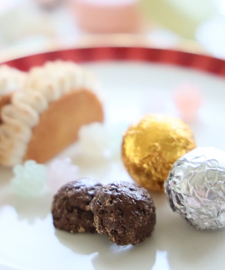 お菓子缶（作品のみ）