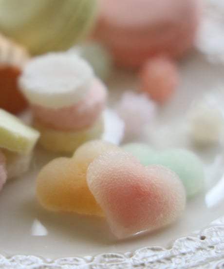 お菓子缶（作品のみ）