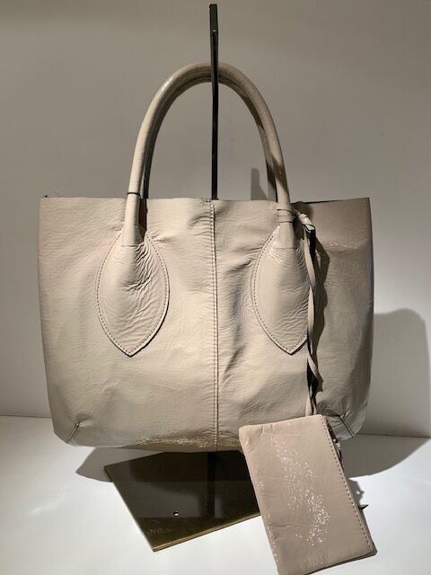 エナメルトートバッグ（トープ） | GINZA DAIKOKUYA