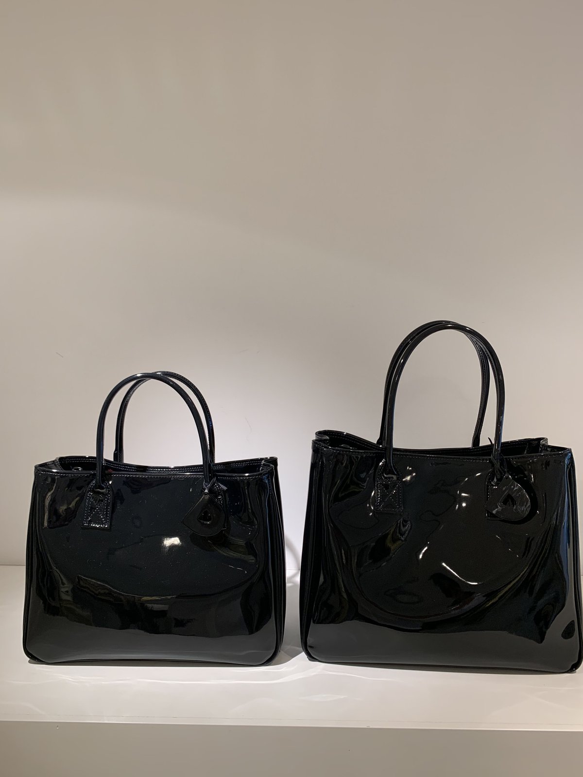 【MBMJ】ENAMEL TOTE BAG 2548P トートバッグ エナメル MBMJ】ENAMEL TOTE BAG 2548P トートバッグ エナメル