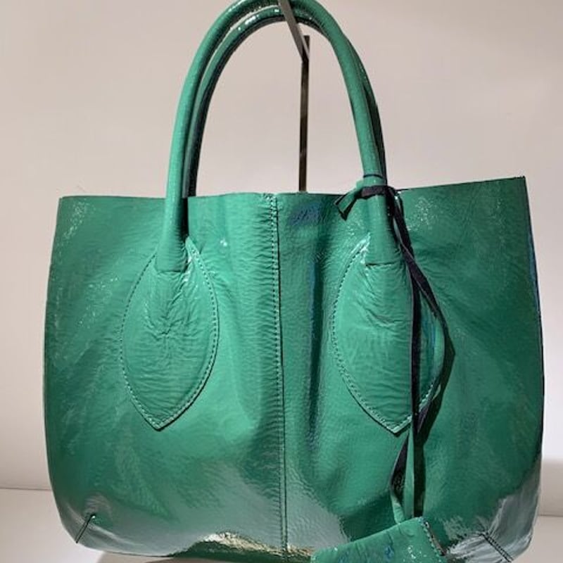 エナメルトートバッグ（Green) | GINZA DAIKOKUYA