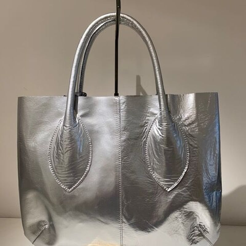 【ALDO】メタルハンドル☆エレガントトートバッグ♪ エナメルトートバッグ(Silver) | GINZA DAIKOKUYA
