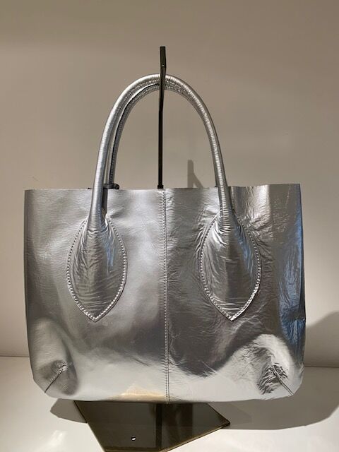 エナメルトートバッグ(Silver) | GINZA DAIKOKUYA エナメルトートバッグ(Silver) | GINZA DAIKOKUYA