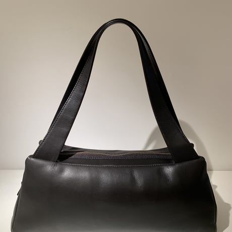 B stuff 5711 ハンドバッグ
