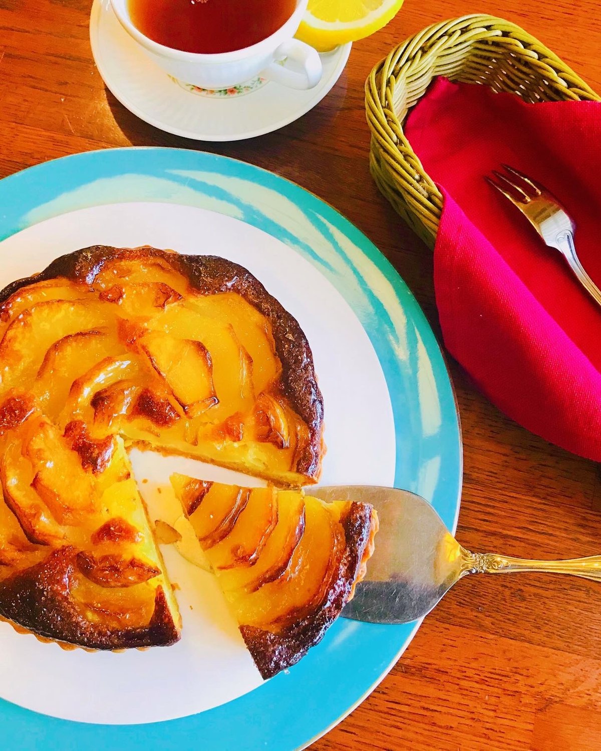 山梨県もちづき農園さんの洋梨タルト | Newport