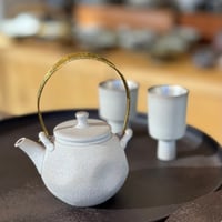 甚秋  伊藤成二  Jinshu  Seiji Ito  白 嵐絞り 金属手土瓶 　ST0724