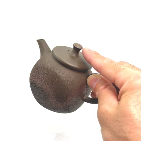 甚秋  伊藤成二  Jinshu  Seiji Ito  嵐絞り 後手茶壺　ST1129