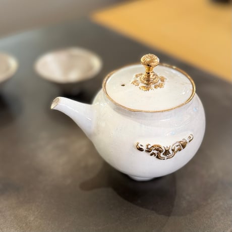 TOKONAME ISOBE by 磯部商店、急須と器 いそべ