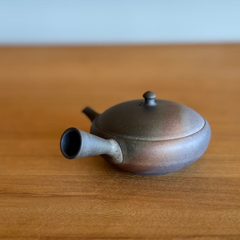 水野陽景 Yokei Mizuno 窯変 焼締 平丸小急須 ST0986 | TOKONA