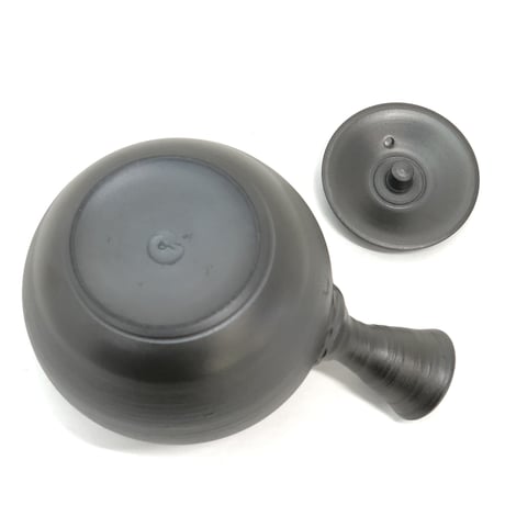 伊藤雅風 Gafu Ito 黒泥 筋挽き急須 　ST0330
