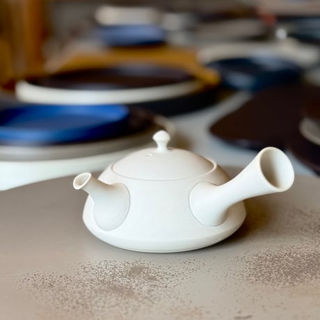 CATEGORY 藤田德太 Tokuta Fujita | TOKONAME ISOBE by