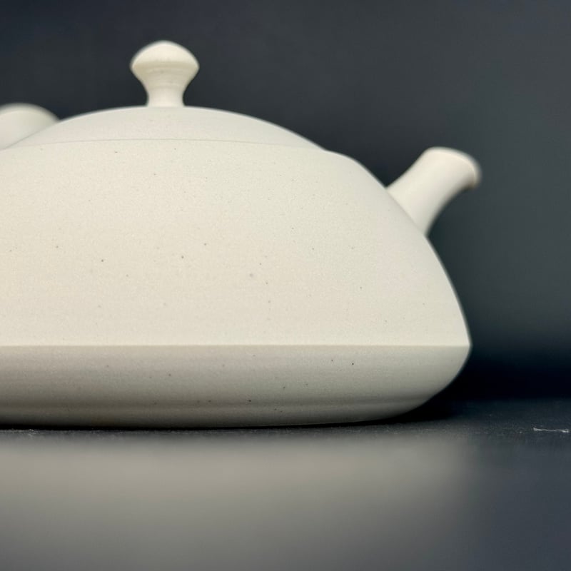 藤田德太 Tokuta Fujita 白急須 ST0852 | TOKONAME ISOBE