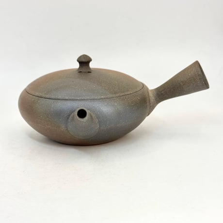 水野陽景 Yokei Mizuno  炭化 窯変焼締 平丸小急須 　ST1078