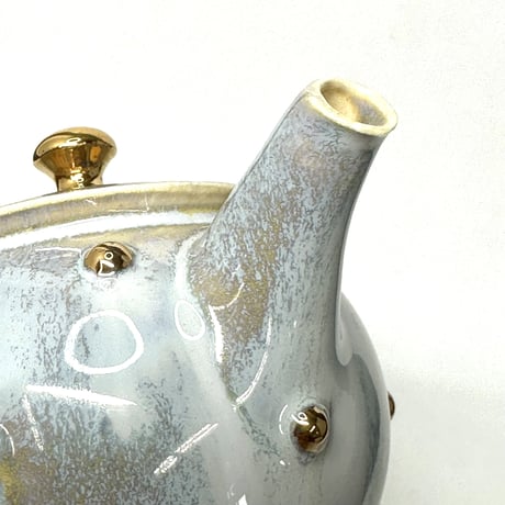 丹下悦子 Etsuko Tange 釉白金粒ティーポット小　ST0663