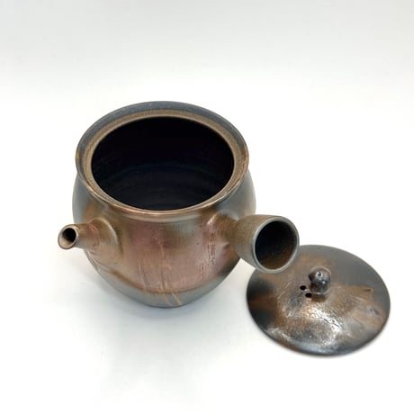 水野陽景 Yokei Mizuno  炭化窯変 火襷 柿型小茶注 　ST1183