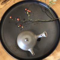 都築青峰 Seiho Tsuzuki 焼き締め 印花 柿型印籠蓋 急須　ST0341