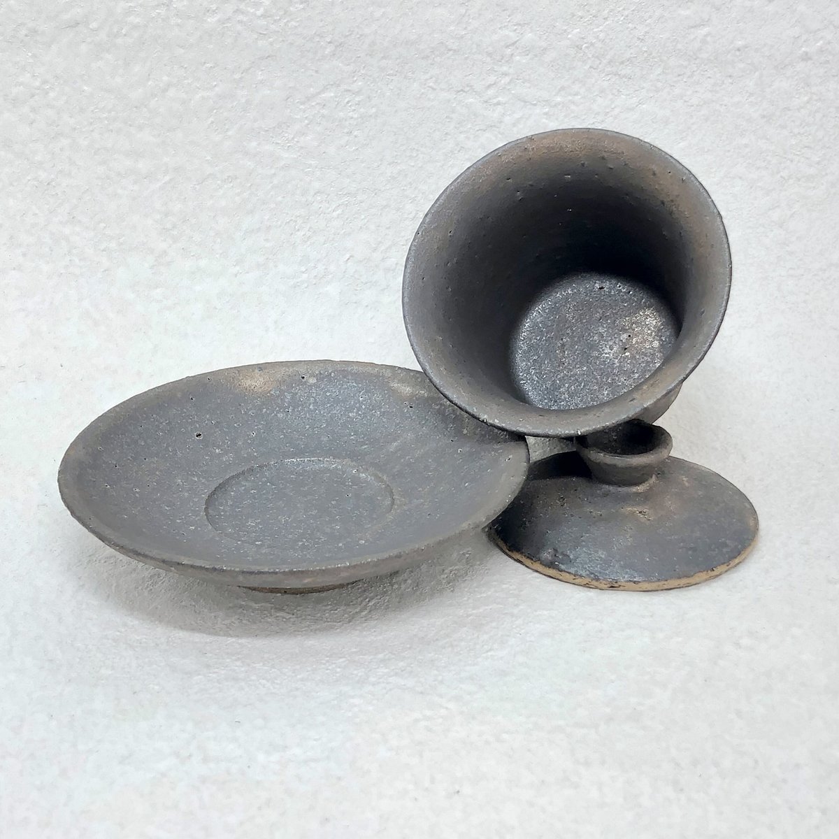 前川淳蔵 Junzo Maekawa 黒金彩 蓋碗 皿付 ST0499 | TOKONAME