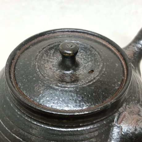 北條 Hokujo 黒窯変 茶注　ST0584