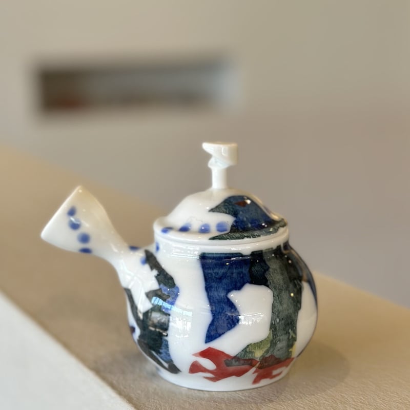 金彩染付彩色松文双耳壷 M-266 矢来星重文様 オールド 彩 – 硝子工房 彩鳳