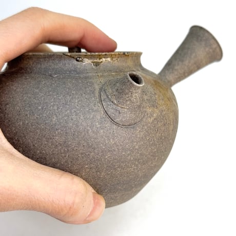 小俣冠丞 Kanjo Omata  焼締 藻掛 茶注 (丸型) ST1090