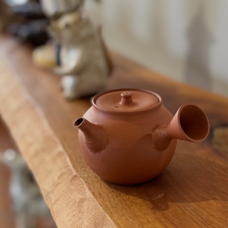 ITEM | TOKONAME ISOBE by 磯部商店、急須と器 いそべ