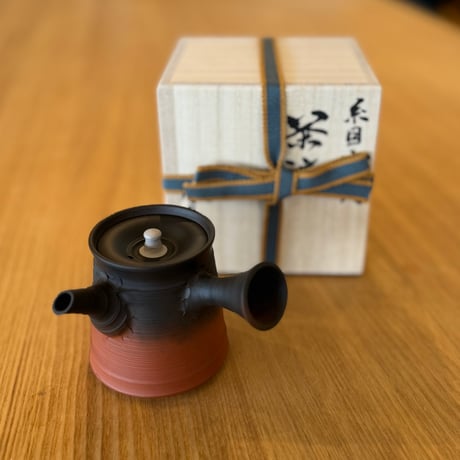 村越風月 Fugetsu Murakoshi 糸目窯変茶注 木箱入　ST0731