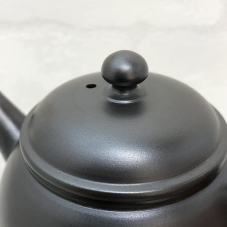 伊藤雅風 Gafu Ito 黒泥 後手急須 　ST0334