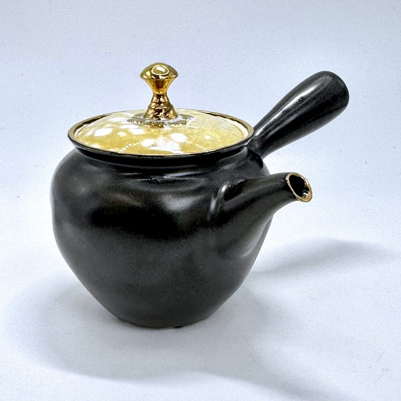 丹下悦子 Etsuko Tange 黒釉 金彩 横手急須 ST0867 | TOKONAME