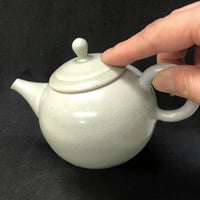 千葉光広 Mitsuhiro Chiba 灰釉 印籠蓋 後手急須　ST0187