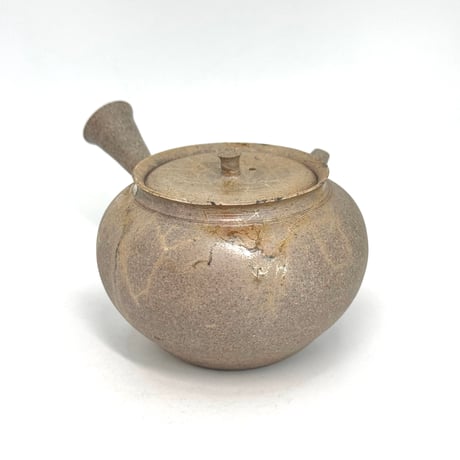 小俣冠丞 Kanjo Omata  焼締藻掛茶注（丸型）　ST1048