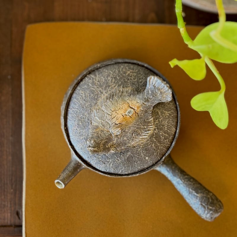 山口江太 Kota Yamaguchi 手びねり急須【ヒラメ】 ST0893 | TOKON