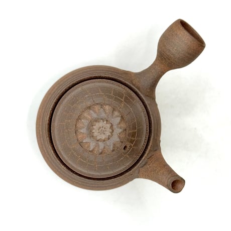 小北條 Kohokujo 焼締 彫蓋急須　ST1114