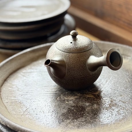 TOKONAME ISOBE by 磯部商店、急須と器 いそべ