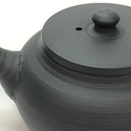 伊藤雅風 Gafu Ito 黒マット 印籠蓋 後手急須　ST0166
