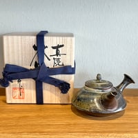 小西洋平 Yohei Konishi 真焼茶注（薪窯、練り込み）木箱入　ST0680