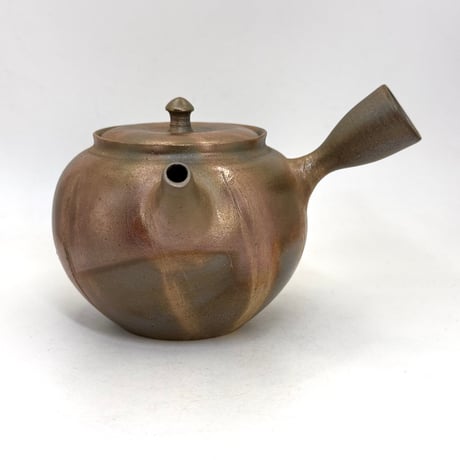 水野陽景 Yokei Mizuno  炭化 窯変焼締 火襷 カメ型茶注 　ST1077