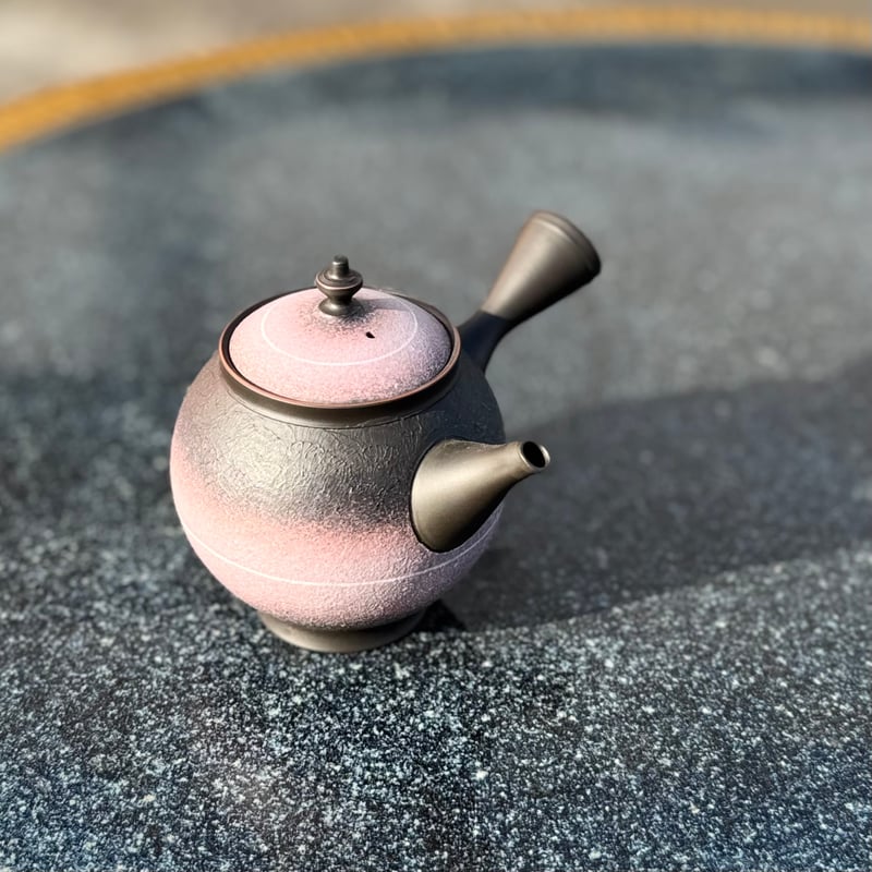 常滑焼 鯉江廣 あけぼの彩茶 受賞作品 茶道具 陶器 茶器 共箱 共布 鯉江廣 Hiroshi Koie あけぼの彩 白ライン文 茶注 木箱入 ST0984 | T