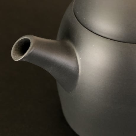 伊藤雅風 Gafu Ito 黒マット 印籠蓋 後手急須　ST0082