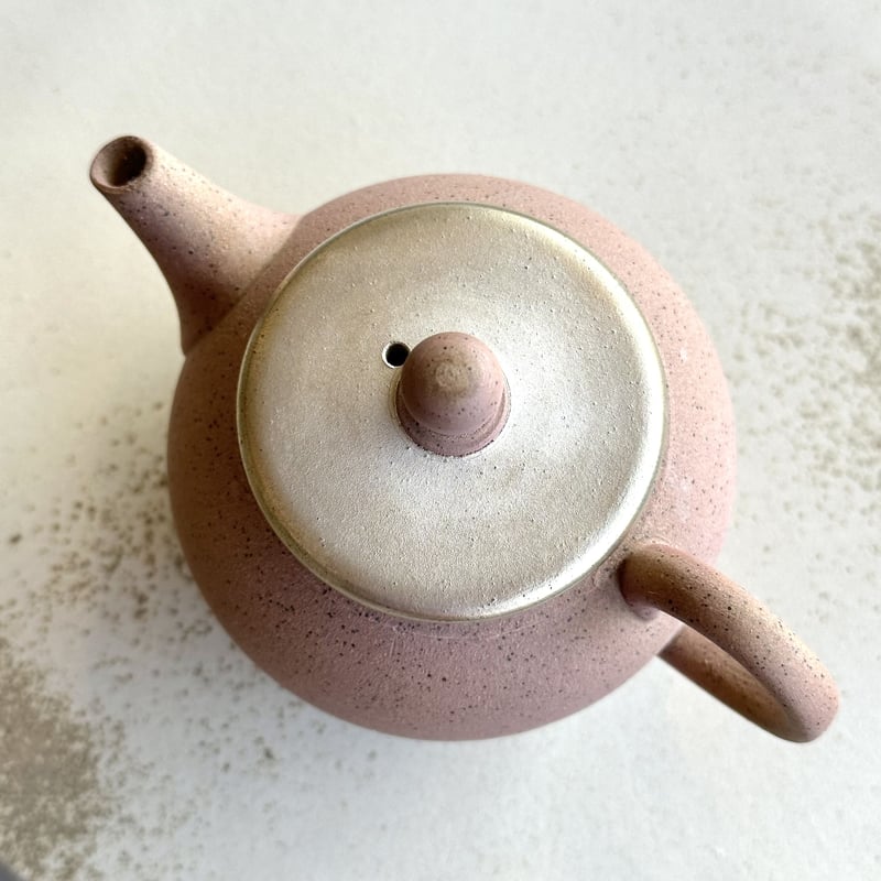 古越前焼三耳付大壺サマー感謝セールです❣️ 甚秋 伊藤成二 Jinshu Seiji Ito 桜色 銀蓋 後手急須 ST0660