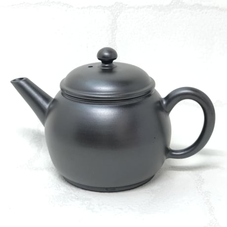 伊藤雅風 Gafu Ito 黒泥 後手急須 　ST0334